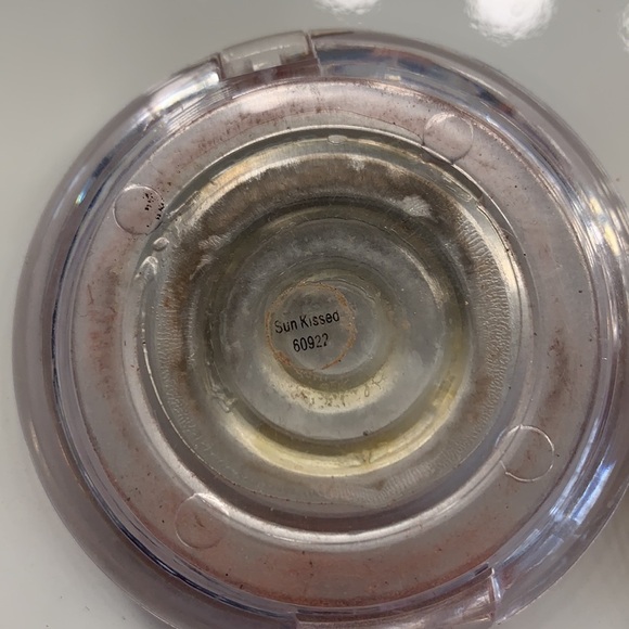 BUNDLE OF E.L.F. MAKEUP - Picture 11 of 13